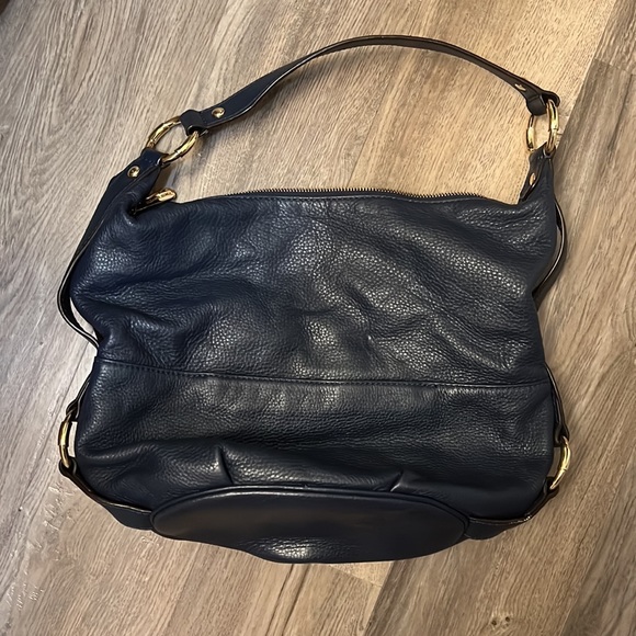 Michael Kors handbag - Picture 3 of 11